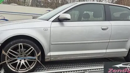 Grijs Gebruikt 2005 Audi A3 Attraction Hatchback | € 999 (Goede deal)