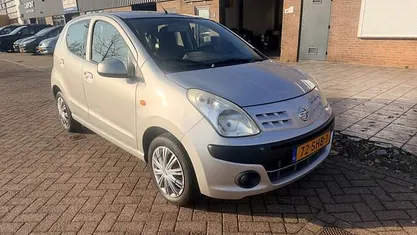 Grijs Occasion 2011 Nissan Pixo Acenta Hatchback | € 2.500 (Eerlijke prijs)