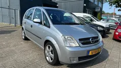 Grijs Gebruikt 2004 Opel Meriva Enjoy MPV | € 1.649 (Eerlijke prijs)