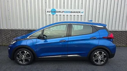 Blauw Occasion 2019 Opel Ampera Business Hatchback | € 13.950 (Eerlijke prijs)