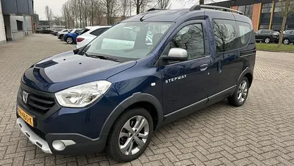 Occasion 2017 Dacia Dokker Stepway MPV | € 9.995 (Goede deal)