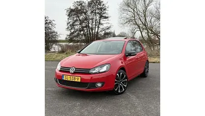 Occasion VW Golf VI Highline 105 PK (77 kW) 2011 Rood (metallic) Hatchback
