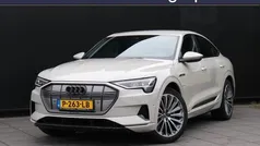 Grijs Gebruikt 2020 Audi e-tron Sportback Business SUV | € 34.950 (Eerlijke prijs)