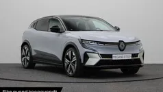 Gebruikt 2025 Renault Mégane Iconic Hatchback | € 40.945 (Eerlijke prijs)