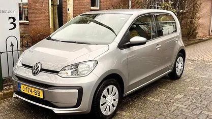 Grijs (metallic) Gebruikt 2020 VW up! Hatchback | € 9.450 (Goede deal)