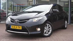 Zwart Gebruikt 2013 Toyota Auris Hatchback | € 8.950 (Eerlijke prijs)