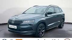 Grijs Gebruikt 2020 Skoda Karoq SportLine SUV | € 32.189 (Eerlijke prijs)