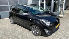 Zwart Gebruikt 2011 Renault Twingo Collection Hatchback | € 3.500 (Eerlijke prijs)