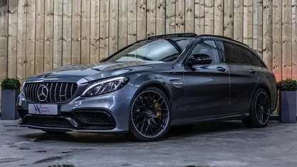 Occasion 2017 Mercedes S63 AMG AMG Stationwagen | € 51.950 (Eerlijke prijs)