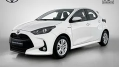 Gebruikt 2021 Toyota Yaris Hybrid Hatchback | € 18.950 (Eerlijke prijs)