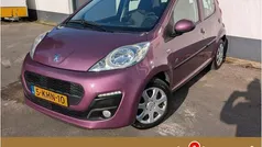 Paars Gebruikt 2013 Peugeot 107 Envy Hatchback | € 3.250 (Goede deal)