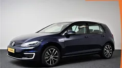Blauw Gebruikt 2019 VW e-Golf Hatchback | € 12.390 (Eerlijke prijs)