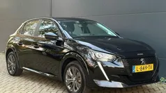 Zwart Gebruikt 2021 Peugeot e-208 Active Hatchback | € 13.745 (Super prijs)