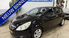 Zwart Gebruikt 2010 Opel Corsa Cosmo Hatchback | € 1.995 (Eerlijke prijs)