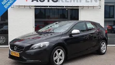 Gebruikt 2014 Volvo V40 Momentum Stationwagen | € 7.900 (Eerlijke prijs)