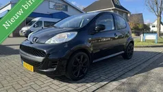 Zwart Gebruikt 2011 Peugeot 107 Hatchback | € 2.750 (Eerlijke prijs)