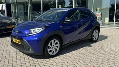 Blauw Gebruikt 2023 Toyota Aygo Hatchback | € 16.800 (Eerlijke prijs)