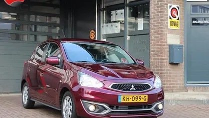 Rood Occasion 2016 Mitsubishi Space Star Hatchback | € 7.250 (Goede deal)