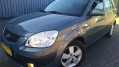 Grijs Gebruikt 2008 Kia Rio Hatchback | € 1.499 (Eerlijke prijs)
