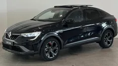 Zwart Gebruikt 2022 Renault Arkana R.S. SUV | € 27.735 (Eerlijke prijs)