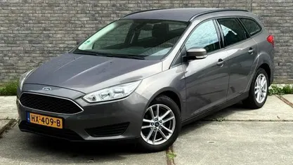 Bruin Gebruikt 2016 Ford Focus Trend Stationwagen | € 7.950 (Super prijs)