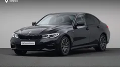 Gebruikt 2021 BMW 320e Shadowline Sedan | € 34.880 (Eerlijke prijs)