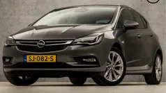 Grijs Gebruikt 2017 Opel Astra Innovation Hatchback | € 12.445 (Eerlijke prijs)