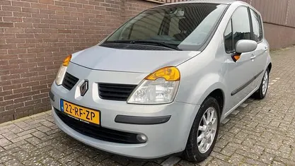 Occasion 2005 Renault Modus Luxe MPV | € 1.495 (Eerlijke prijs)