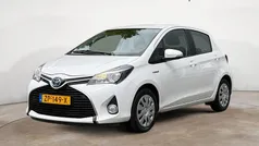 Wit Gebruikt 2017 Toyota Yaris Trend Hatchback | € 15.495 (Eerlijke prijs)