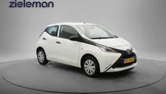Wit Gebruikt 2018 Toyota Aygo Hatchback | € 8.345 (Goede deal)