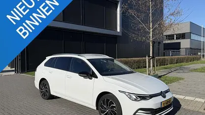 Occasion VW Golf VIII Life 110 PK (80 kW) 2021 Wit Stationwagen