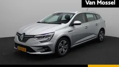 Highlandgrijs kqa Gebruikt 2023 Renault Mégane GrandTour Equilibre Stationwagen | € 21.925 (Eerlijke prijs)