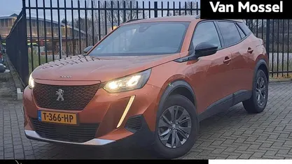 Oranje Gebruikt 2023 Peugeot e-2008 Style SUV | € 19.940 (Goede deal)