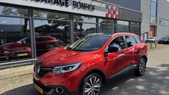 Rood Gebruikt 2016 Renault Kadjar Bose Edition SUV | € 12.750 (Eerlijke prijs)