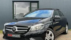 Zwart Gebruikt 2014 Mercedes A180 Hatchback | € 15.250 (Eerlijke prijs)