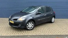 Gebruikt 2007 Renault Clio II Night&Day Hatchback | € 1.750 (Eerlijke prijs)