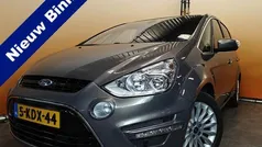 Grijs, metallic lak Gebruikt 2013 Ford S-MAX S MPV | € 12.900 (Eerlijke prijs)