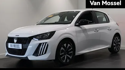 Gebruikt 2025 Peugeot 208 Style Hatchback | € 26.740 (Super prijs)