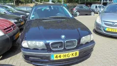 Blauw Gebruikt 2001 BMW 318 Executive Stationwagen | € 1.250 (Eerlijke prijs)