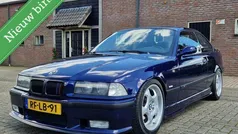 Blauw Gebruikt 1997 BMW 318 M Sport Coupé | € 14.950