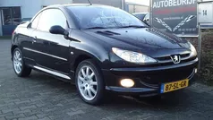 Zwart Gebruikt 2006 Peugeot 206 CC Roland Garros Cabriolet | € 2.350 (Eerlijke prijs)