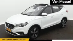 Wit Gebruikt 2020 MG ZS Luxury Sedan | € 15.495 (Eerlijke prijs)