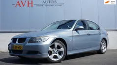 Sedan Gebruikt 2006 BMW 318 Executive Sedan | € 2.750 (Goede deal)