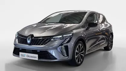 Gebruikt 2024 Renault Clio V Techno Hatchback | € 22.940 (Eerlijke prijs)