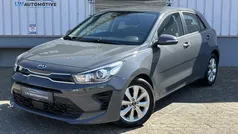 Grijs Gebruikt 2021 Kia Rio Hatchback | € 16.945 (Eerlijke prijs)