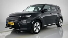 Donker zwart metallic Gebruikt 2020 Kia Soul EV SUV | € 18.945 (Goede deal)