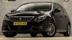 Zwart Gebruikt 2020 Peugeot 308 Premium Stationwagen | € 14.945 (Eerlijke prijs)