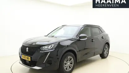 Zwart Occasion 2023 Peugeot e-2008 Style SUV | € 20.950 (Eerlijke prijs)