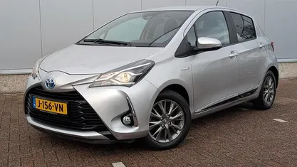 Occasion 2017 Toyota Yaris Hybrid Hatchback | € 16.299 (Eerlijke prijs)