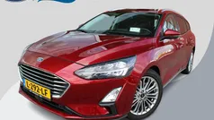 Rood Gebruikt 2020 Ford Focus Business Edition Stationwagen | € 17.450 (Eerlijke prijs)